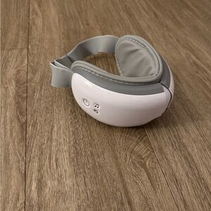 RENPHO Portable White & Gray Eye Massager
